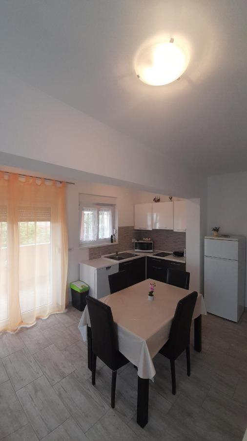 Mario Appartement Vir Buitenkant foto
