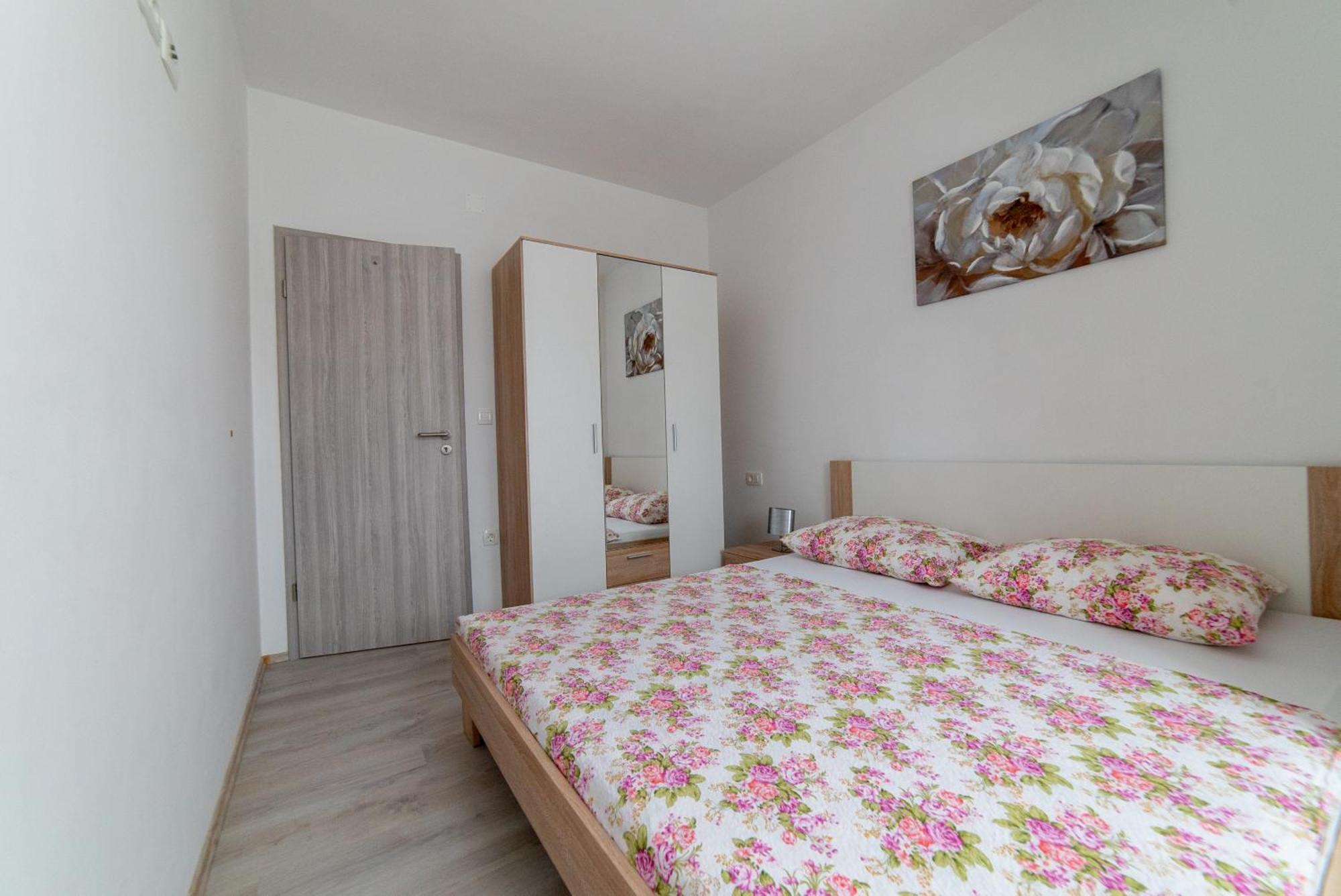 Mario Appartement Vir Buitenkant foto