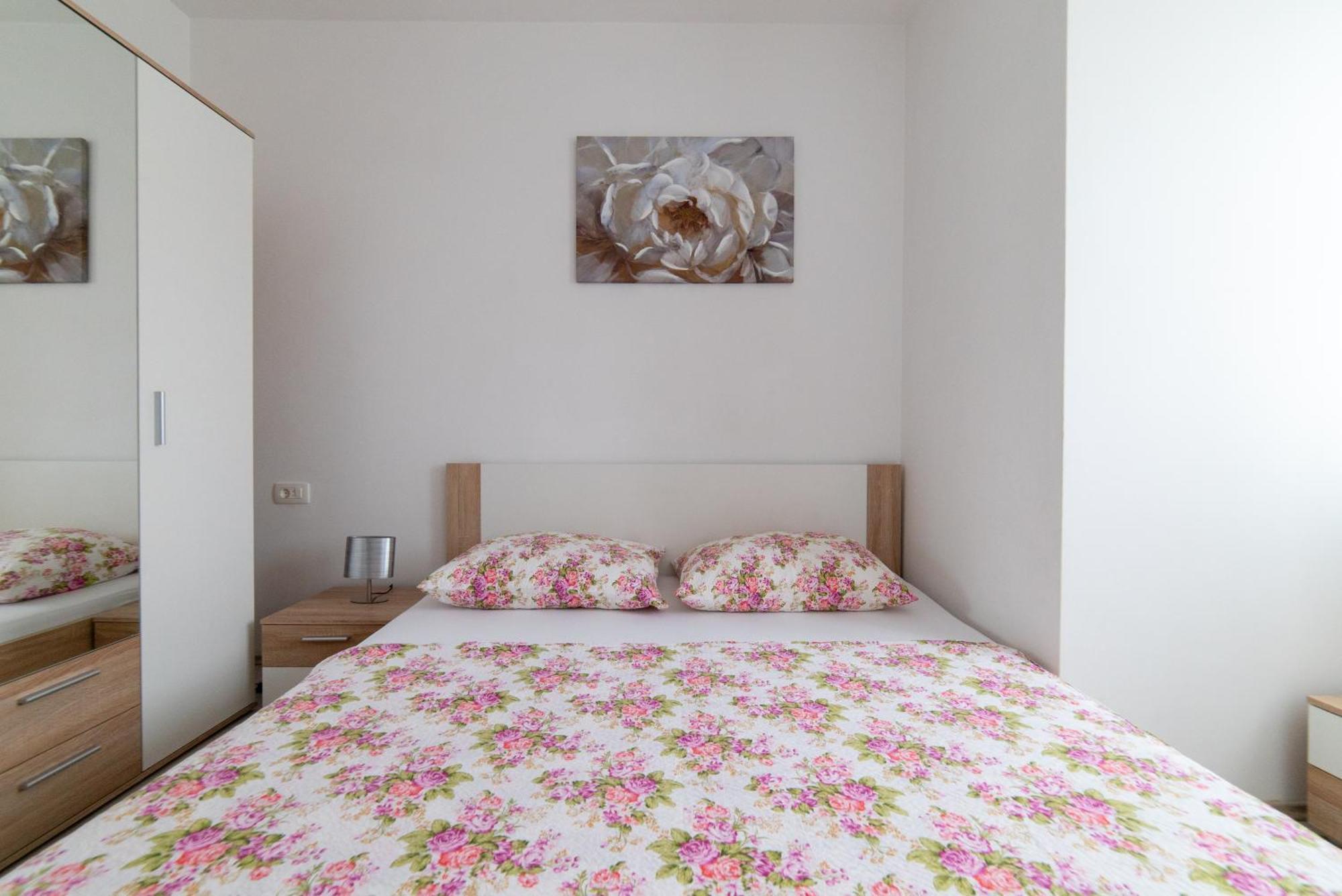 Mario Appartement Vir Buitenkant foto