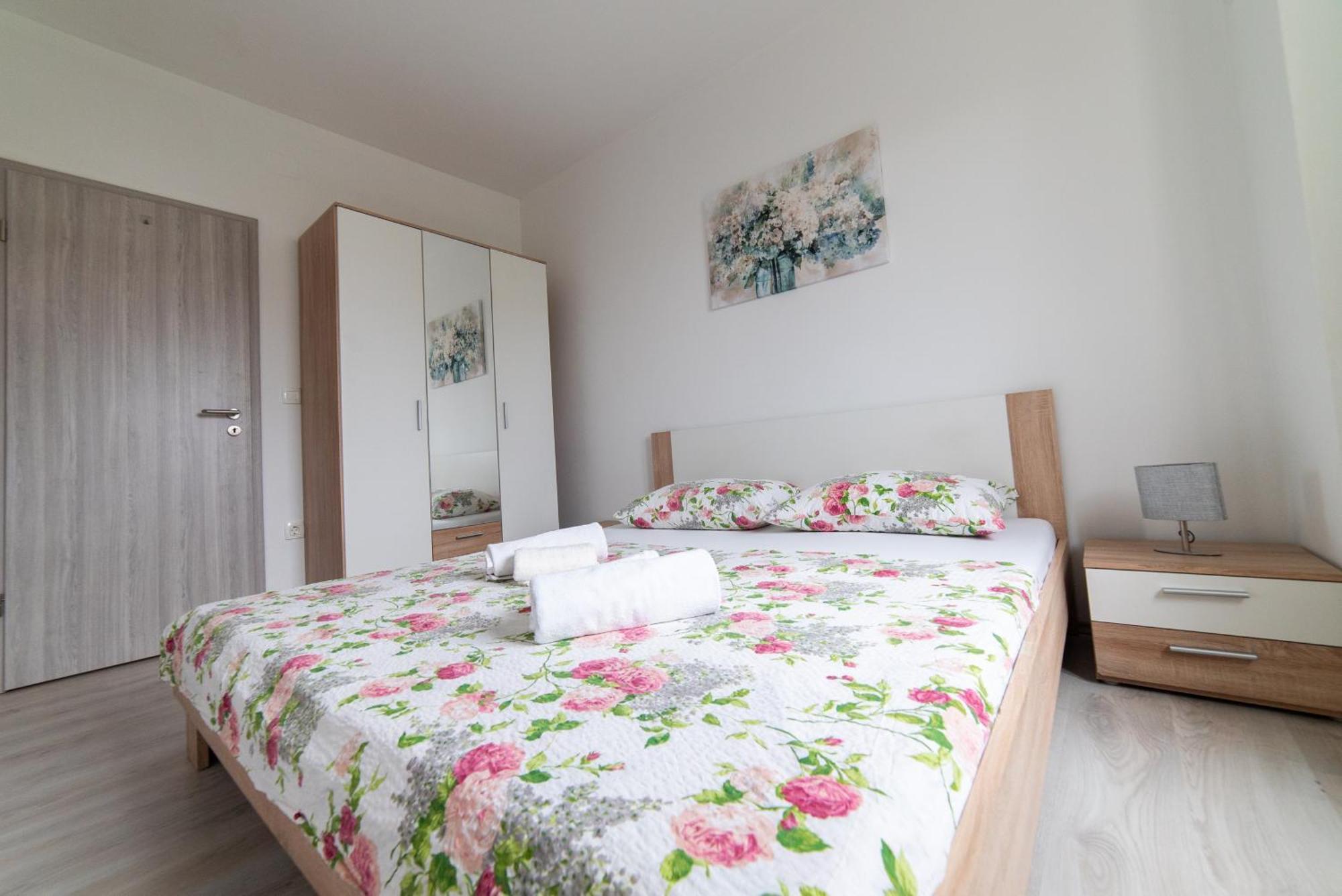 Mario Appartement Vir Buitenkant foto