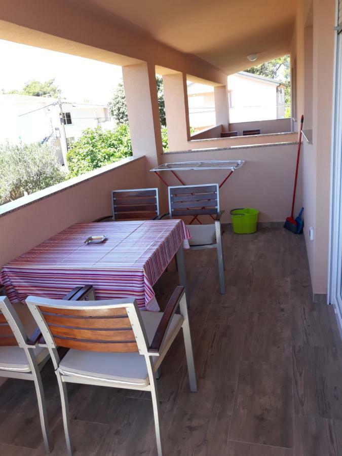 Mario Appartement Vir Buitenkant foto