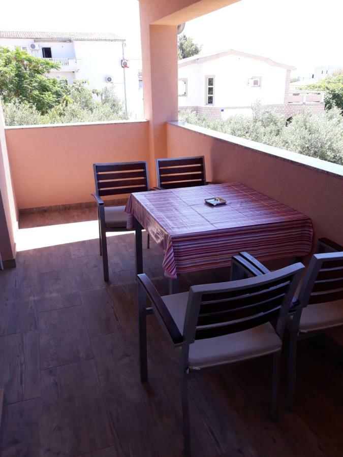 Mario Appartement Vir Buitenkant foto