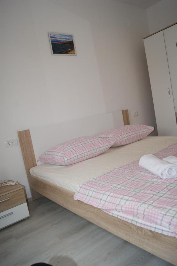 Mario Appartement Vir Buitenkant foto
